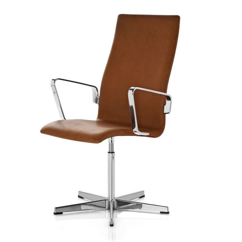Oxford™ Classic er en elegant og stilfuld stol designet af Arne Jacobsen