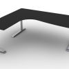 Quadro skrivebord med sort bordplade og dyb mavebue til indretning af kontor