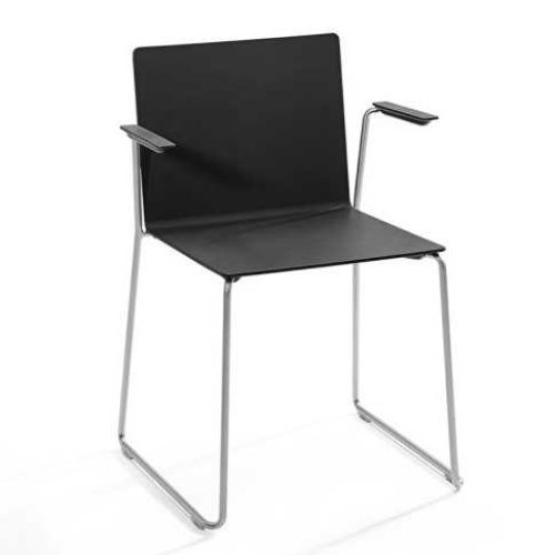 DRY stol med medestel og armlæn, minimalistisk og enkel stol med god siddekomfort