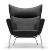 CH445 Wing Chair sort, Design: Hans J. Wegner, Carl Hansen & Søn. Flot og enkel stol til de fleste indretningsløsninger