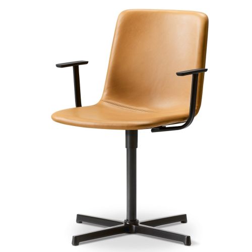 Pato Executive konferencestol med armlæn og høj ryg, drejestel, cognac læder, kan anvendes til kontor eller konferencerum