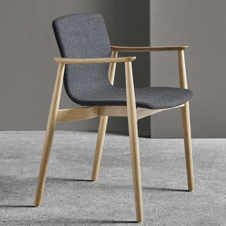 Butterfly Classic Chair
