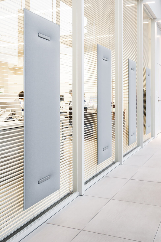 Mitesco lydabsorberende panel til glas
