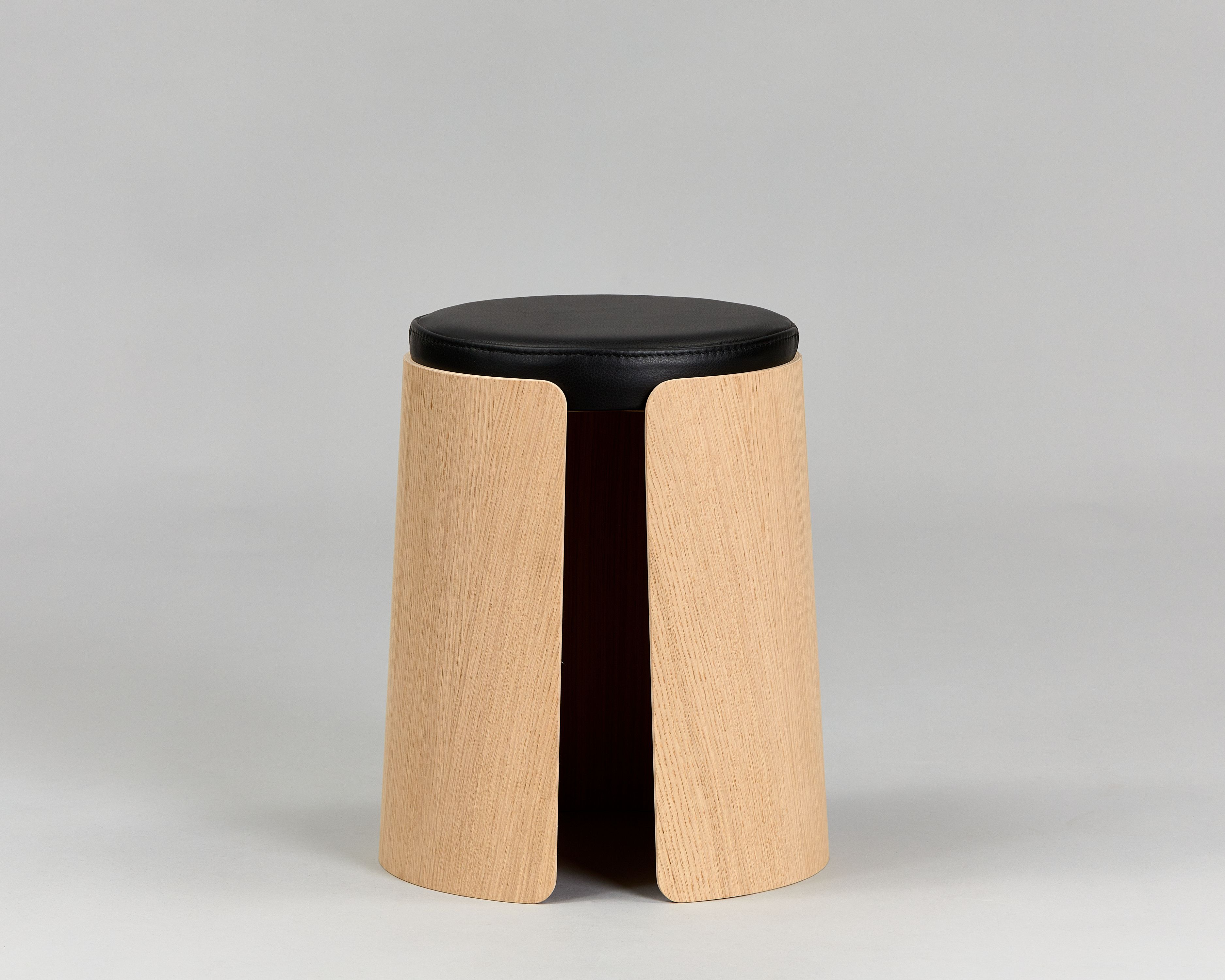 KNAX taburet