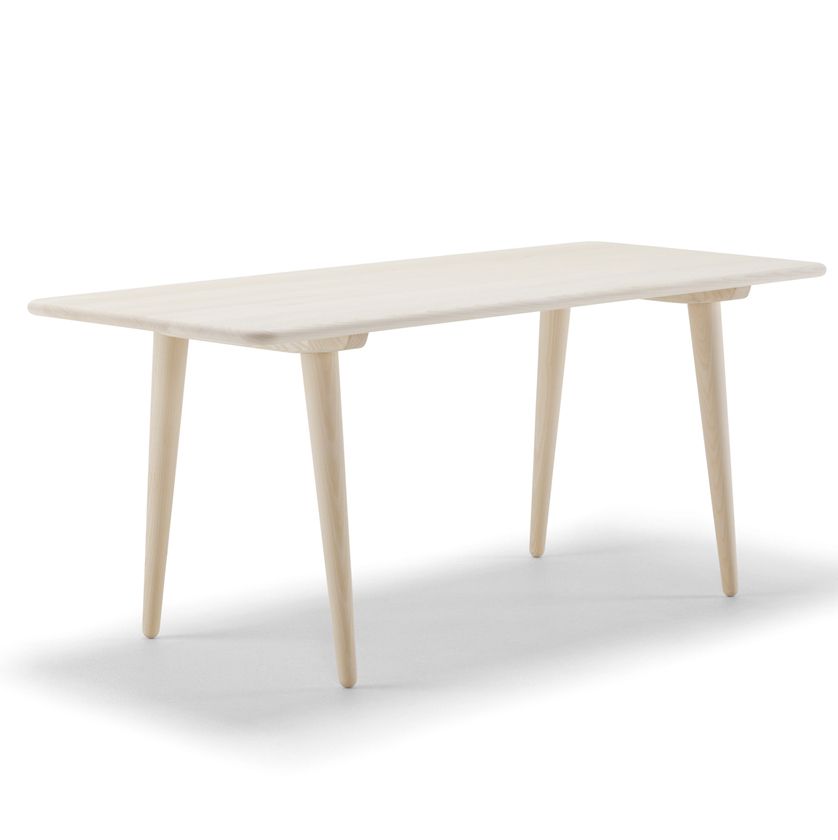 Wegner CH011 loungebord
