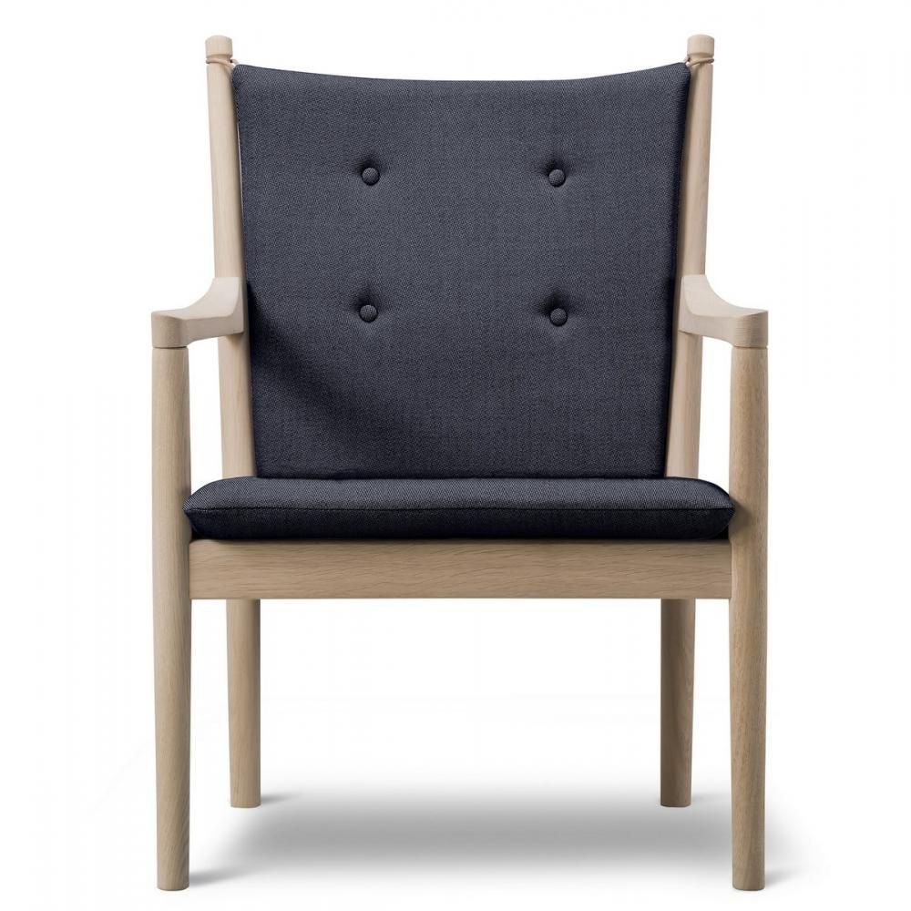Wegner 1788 Lænestol