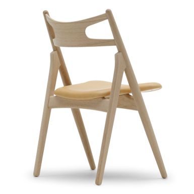 Wegner CH29 Savbukstolen