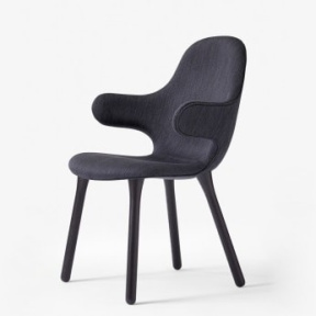 catch-chair-jh1-dark-grey w295 h400 crop-min
