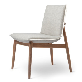 e004-walnut-clara2-144 side-medium-min