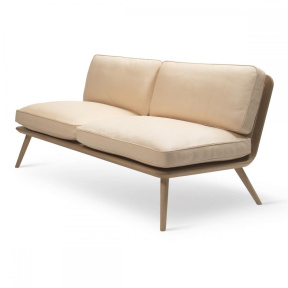 sc 1712 v2 naturalleather90 lacqueredoak-001
