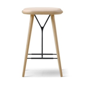 spine wood base stool 1-min