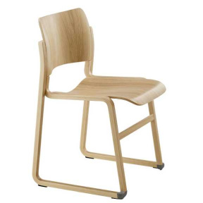 stol med traestel 1