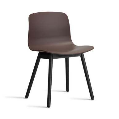 About A Chair Mødestol i træ