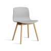 About A Chair Mødestol i træ