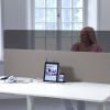 ScreenIT A30 med PLEXI, røgfarvet glas øverst, akustikplade nederst