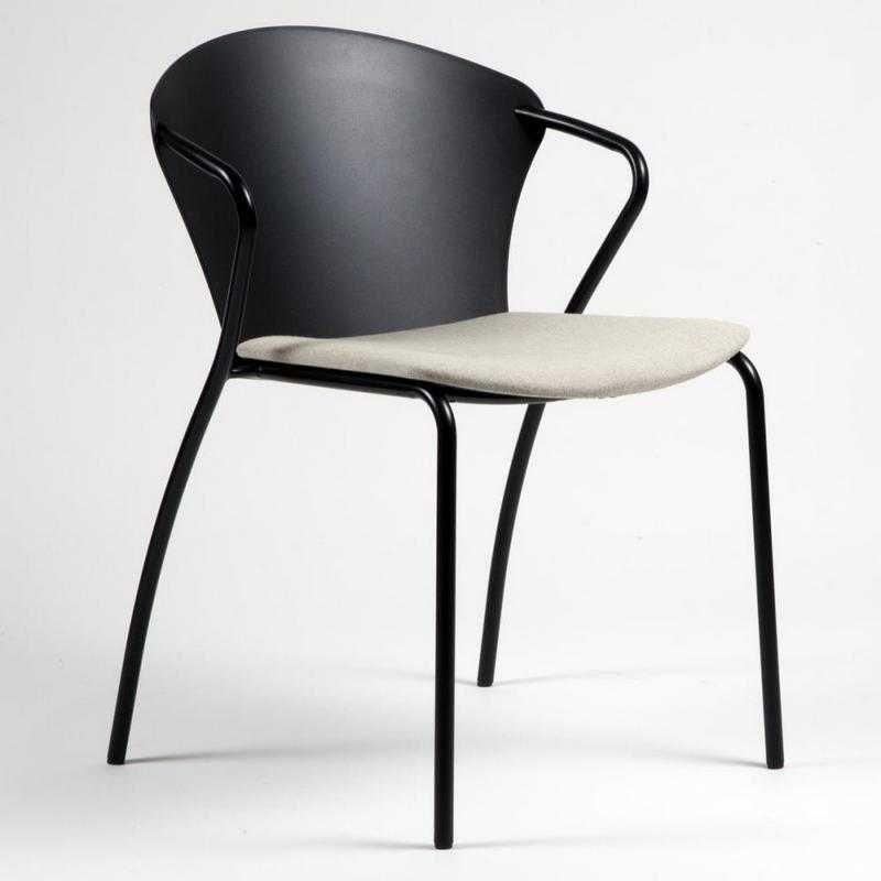 Bessi stol, Erla Solveig Óskarsdóttir