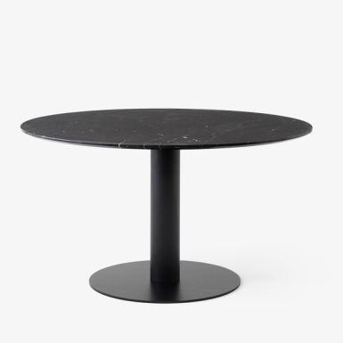 In Between søjlebord