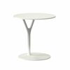 Wishbone bord i hvid, velegnet til at stille laptop eller en kop kaffe