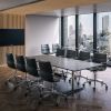 Quadro konferencebord i krom og sort. Perfekt til mødelokalet.
