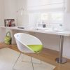 Gliss stol med meder passer i de fleste indretninger og kan anvendes i kantinen, mødelokalet eller hjemmekontoret.