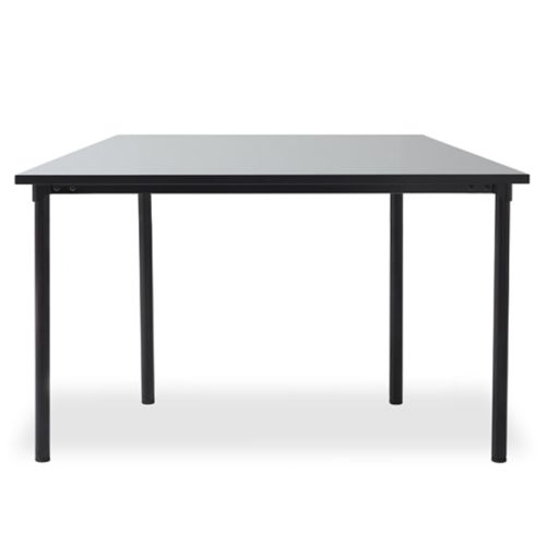 RBM Eminent med kvadratisk bordplade, anvendes som kantinebord, undervisningsbord, mødebord m.m.