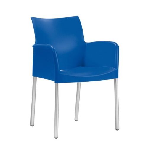 Ice 850 stol blå egnet til udendørs brug International Furniture