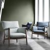 E015 Embrace loungestol. Design: EOOS. Carl Hansen & Søn. Fås i flere forskellige variater. Stof eller læder. Få indretningsløsninger til din virksomhed