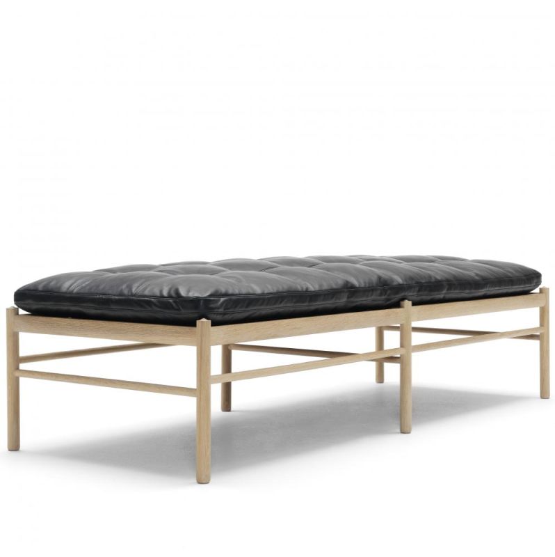 OW150 Ole Wancher daybed, Design: Ole Wanscher, daybed i lyst træ med sort hynde. Få rådgivning vedr. indretning