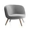 VIA57™ loungestol i lys grå til indretning af venteområder og klinikker