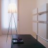 Rosy Angelis gulvlampe, Philippe Starck, Rosy Angelis gulvlampe med hvid skærm