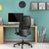Runner 172II kontorstol kan med sin gode siddekomfort anvendes på kontoret, hjemmekontoret eller på uddannelsessteder.