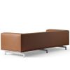 Delphi sofa er skabt i et strømlinet og moderne design, der skaber elegance i rummet.
