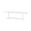 HiLow Conference bord i hvid har et minimalistisk udtryk