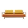 Wood sofa i gul og orange er en alsidig sofa i et moderne design, designet af Jakob Schenk