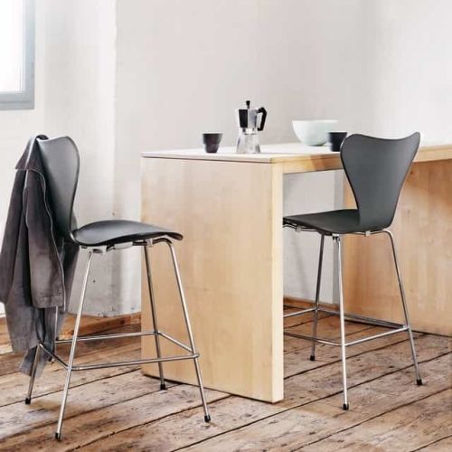 Serie 7™ barstol til indretning af frokoststue og café