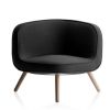 VIA57™ loungestol i sort til indretning af den lille stue eller den store entré